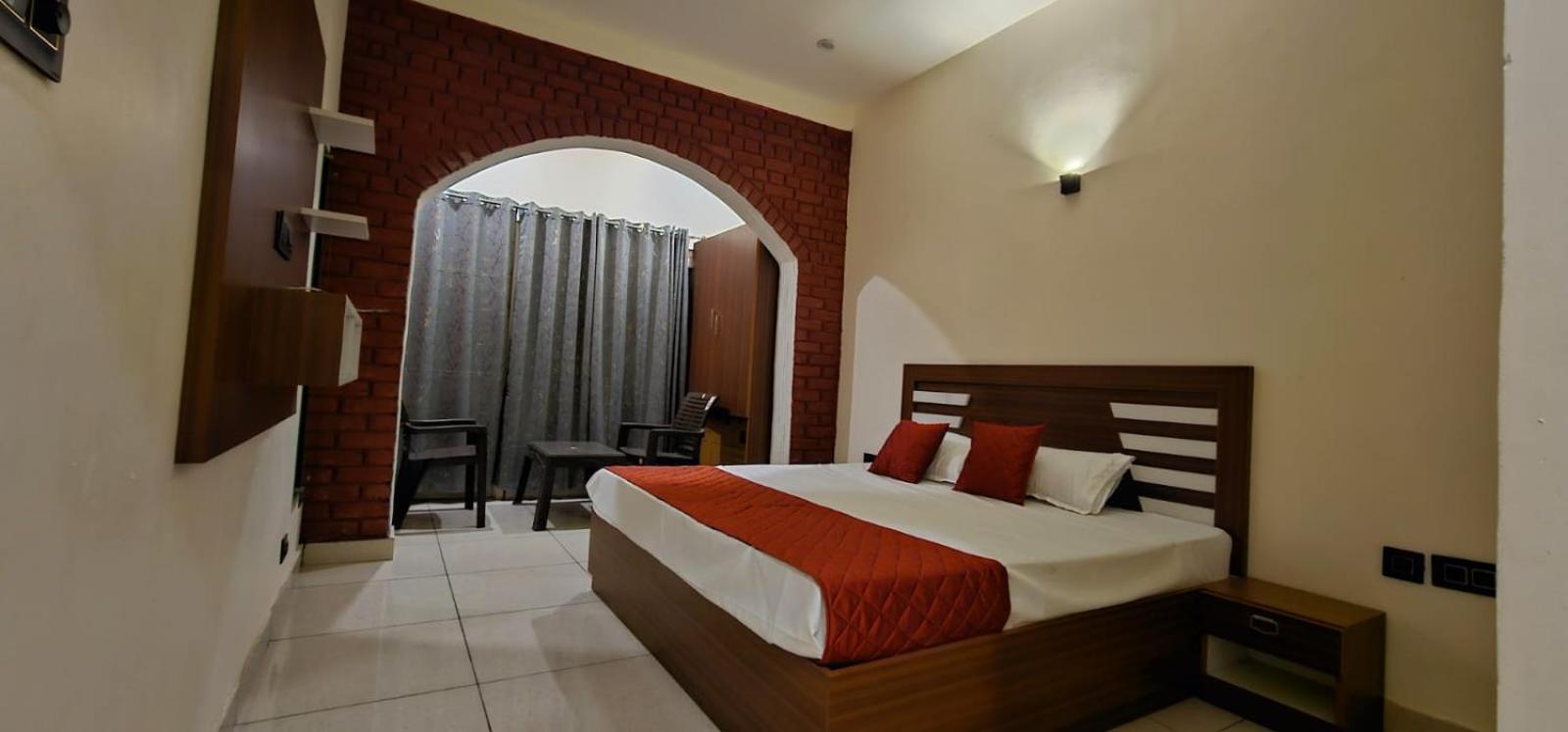 Golden Himalaya Homestay กอซานี ภายนอก รูปภาพ