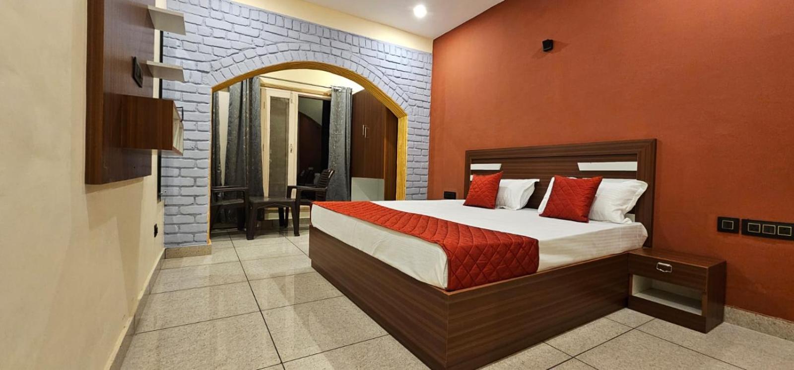 Golden Himalaya Homestay กอซานี ภายนอก รูปภาพ
